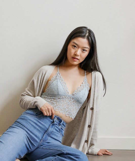 Women's blue lace floral crop top bralette for maternity clothing, lingerie, summer outfits with kimono duster beach cover ups for vacation