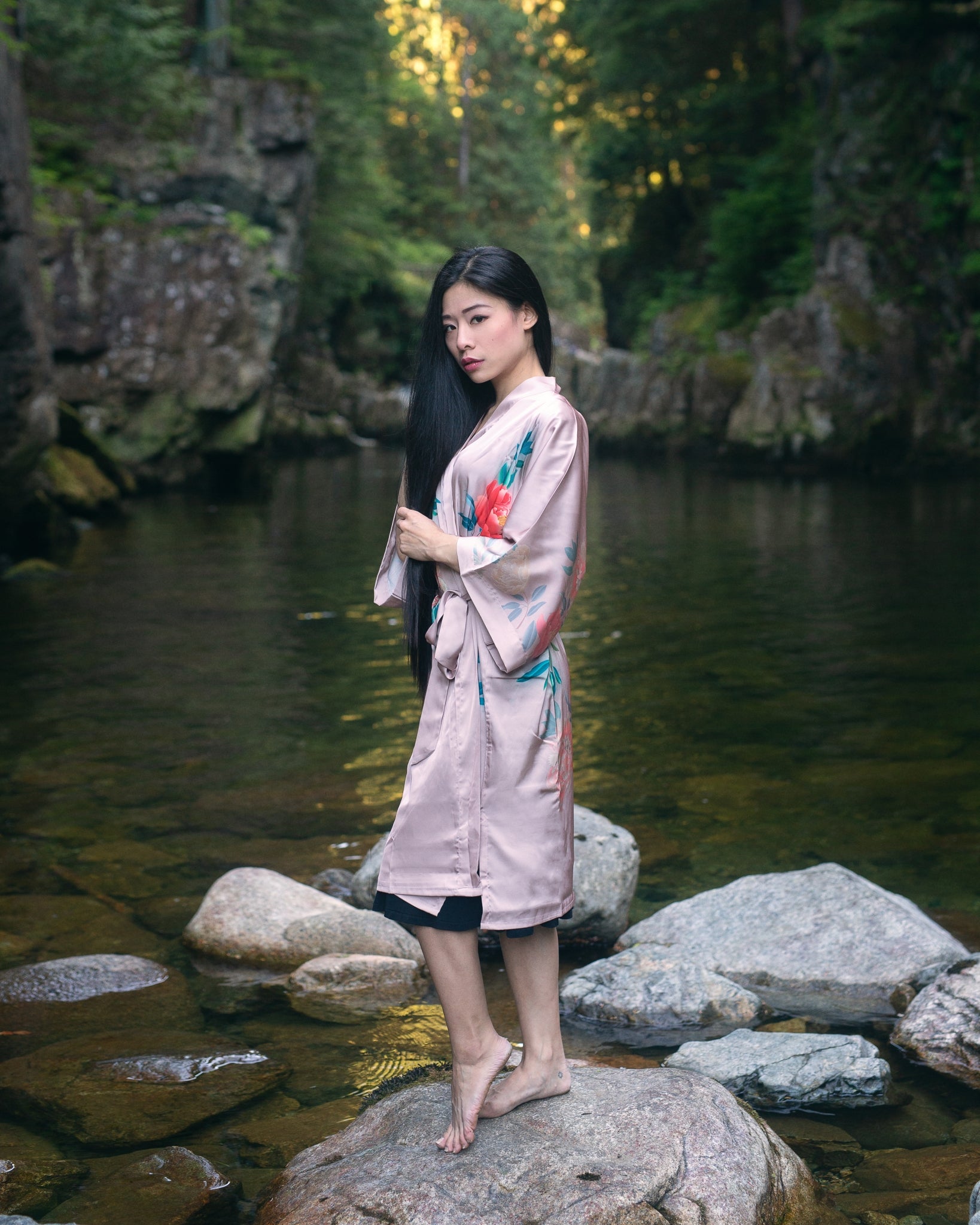 women's short pink kimono robe, gifts for her