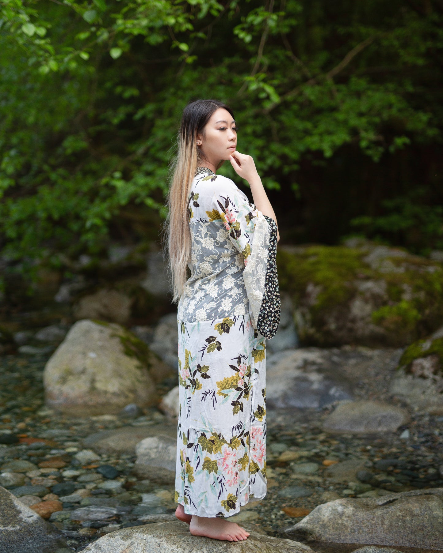 Women's Beach cover up with kimono sleeves, white floral and lace, the kimono store Canada, back view